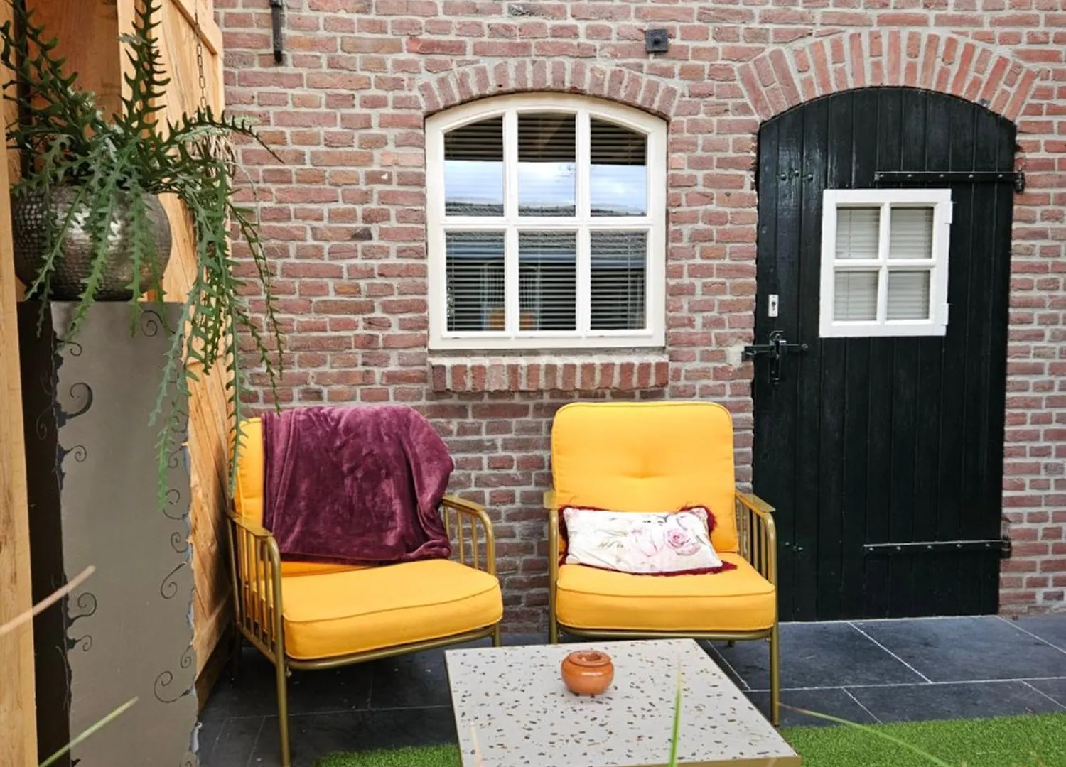 Bed En Box 3610 Bed and Breakfast Oirschot 0*,  Holland